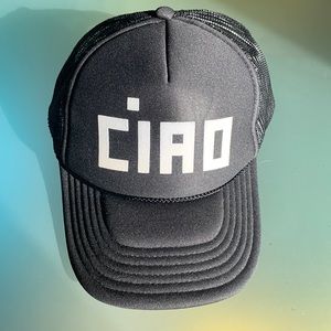 Clare V - CIAO baseball, trucker hat in black